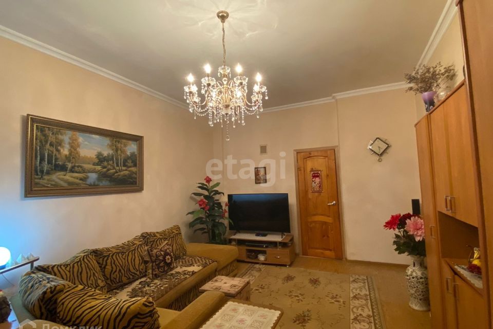 Продаётся 2-комнатная квартира, 68 м²