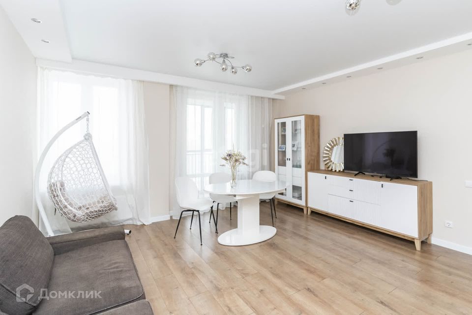 Продаётся 1-комнатная квартира, 60 м²
