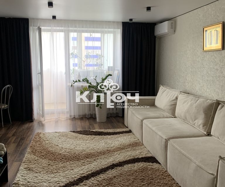 Продаётся 3-комнатная квартира, 59.5 м²