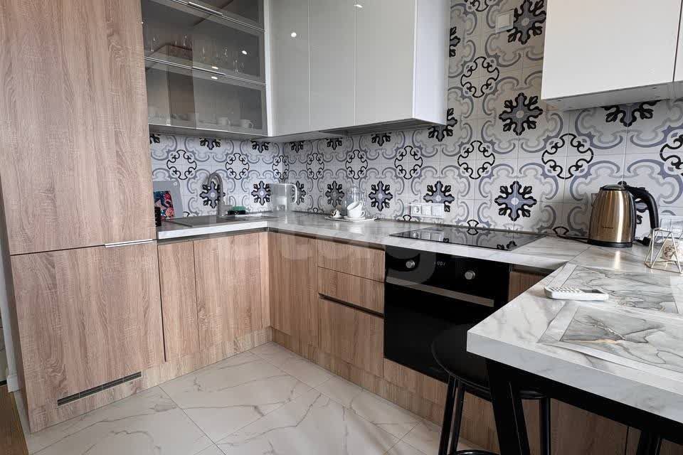 Продаётся 1-комнатная квартира, 47.6 м²