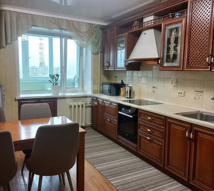 Продаётся 3-комнатная квартира, 93.7 м²