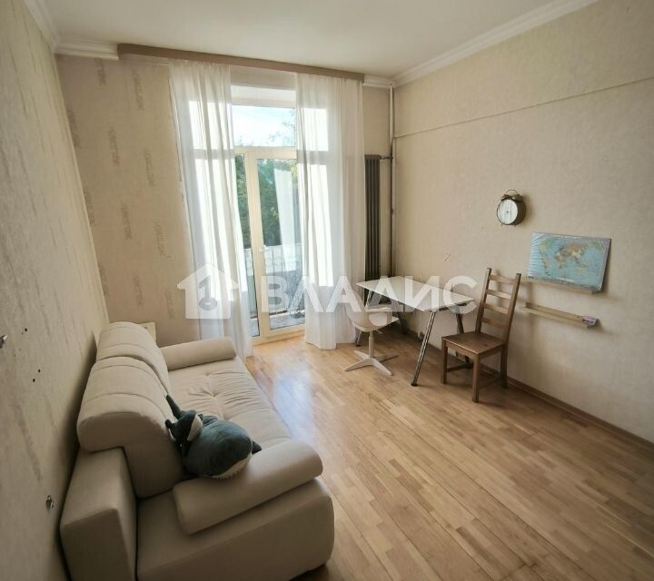 Продаётся 3-комнатная квартира, 57.4 м²