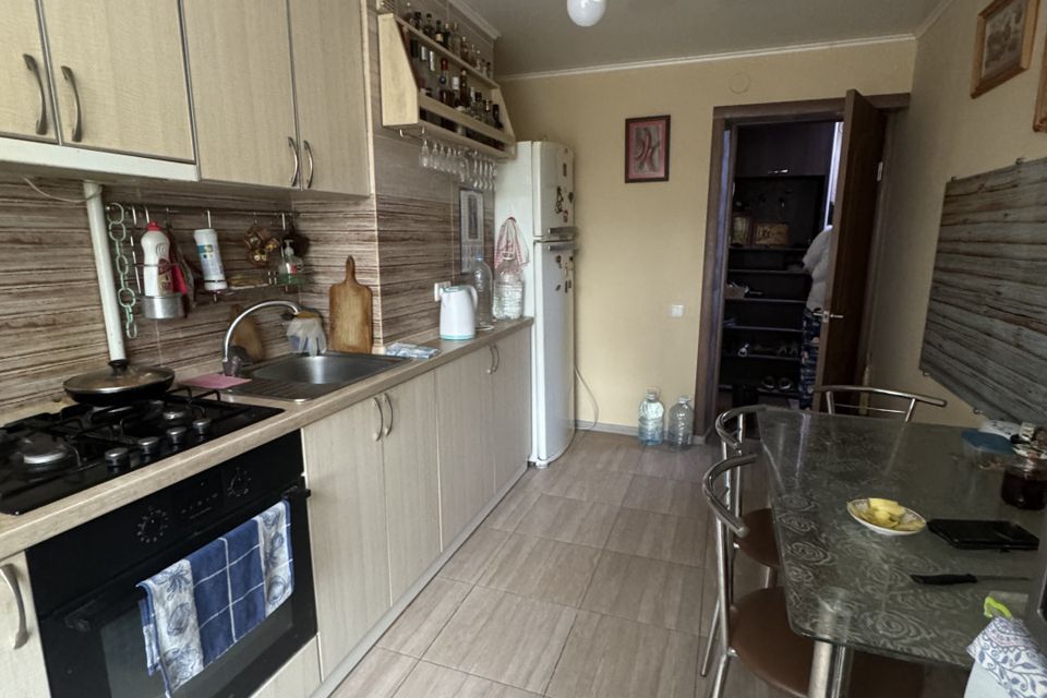 Продаётся 4-комнатная квартира, 78 м²