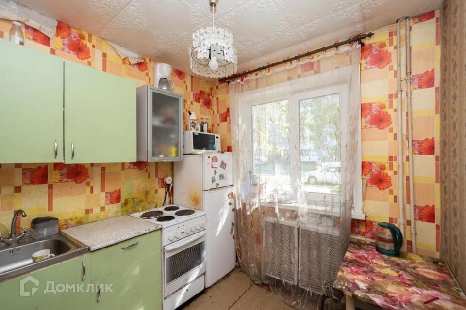 Продаётся 3-комнатная квартира, 56.4 м²