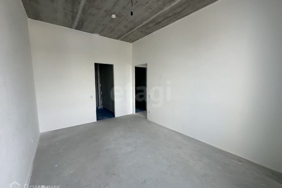 Продаётся 2-комнатная квартира, 65.2 м²