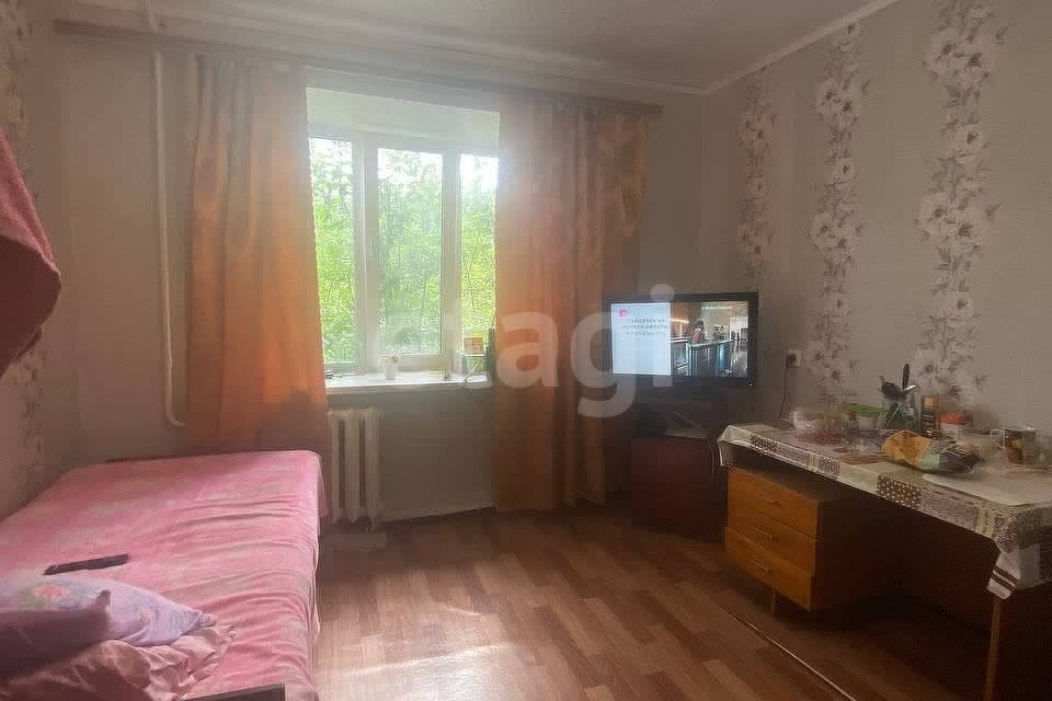 Продаётся комната в 1-комн. квартире, 13 м²
