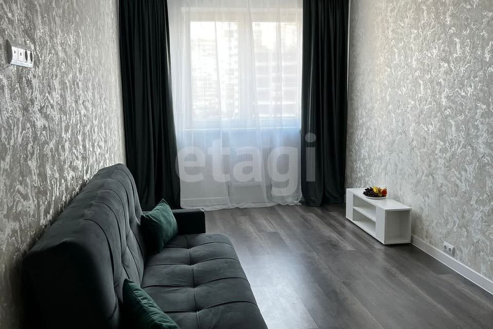 Продаётся 1-комнатная квартира, 38.8 м²
