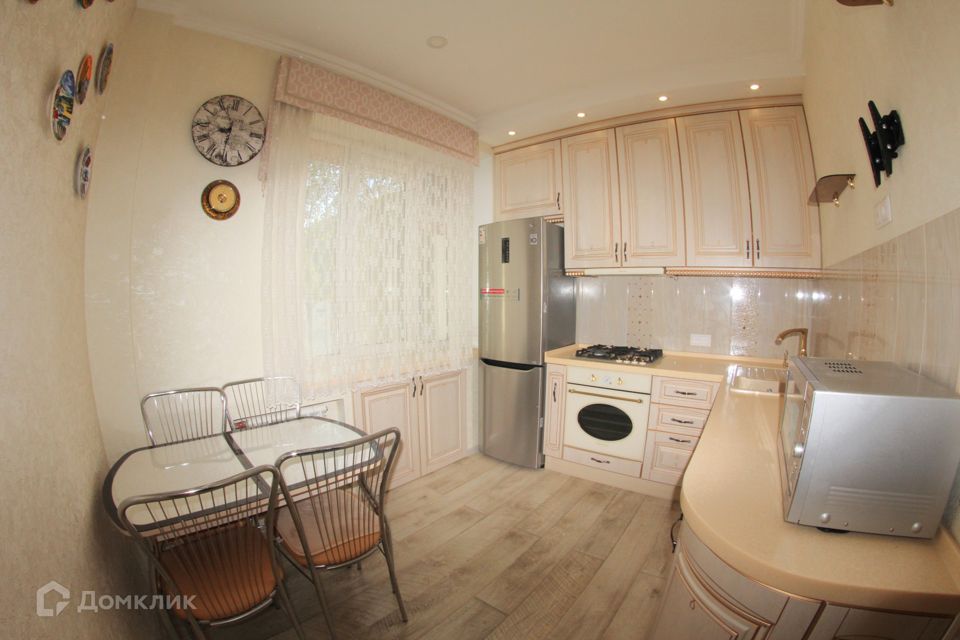 Продаётся 2-комнатная квартира, 68.3 м²
