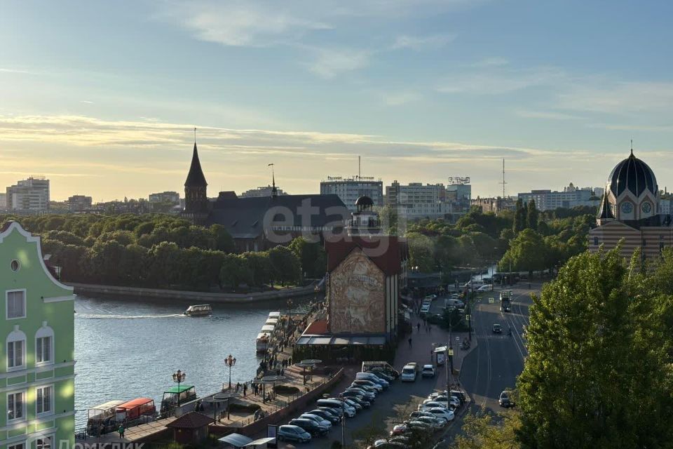 Продаётся 3-комнатная квартира, 63.3 м²