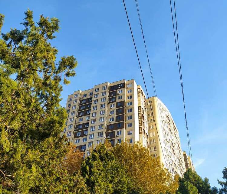 Продаётся 1-комнатная квартира, 41.9 м²