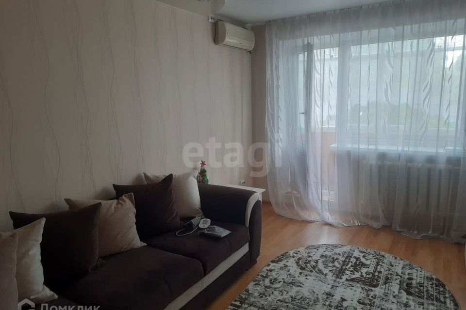 Продаётся 3-комнатная квартира, 56 м²