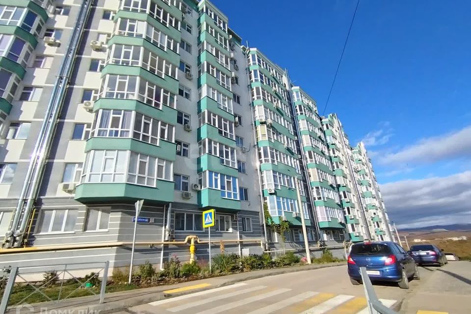 Продаётся 1-комнатная квартира, 43.8 м²