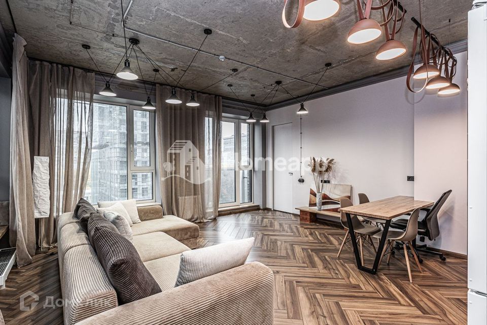 Продаётся 2-комнатная квартира, 67.5 м²