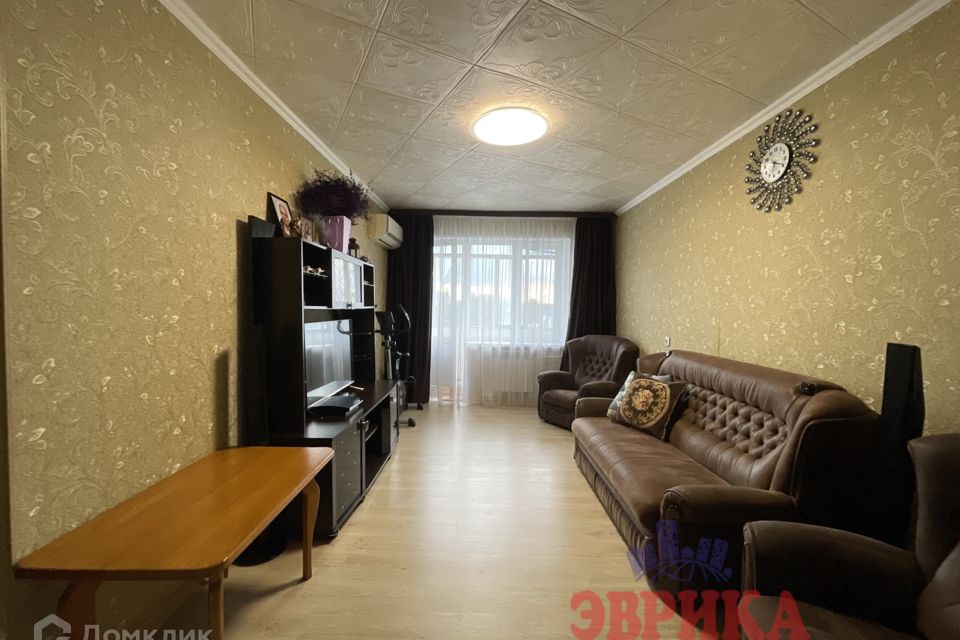 Продаётся 3-комнатная квартира, 59.8 м²