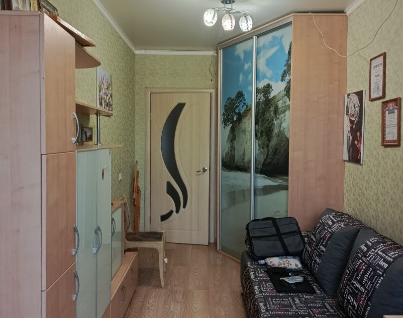 Продаётся 3-комнатная квартира, 54.9 м²