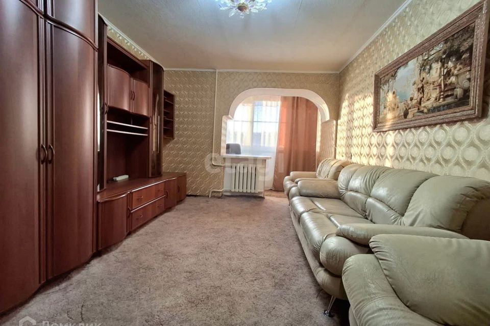 Сдаётся 2-комнатная квартира, 55 м²