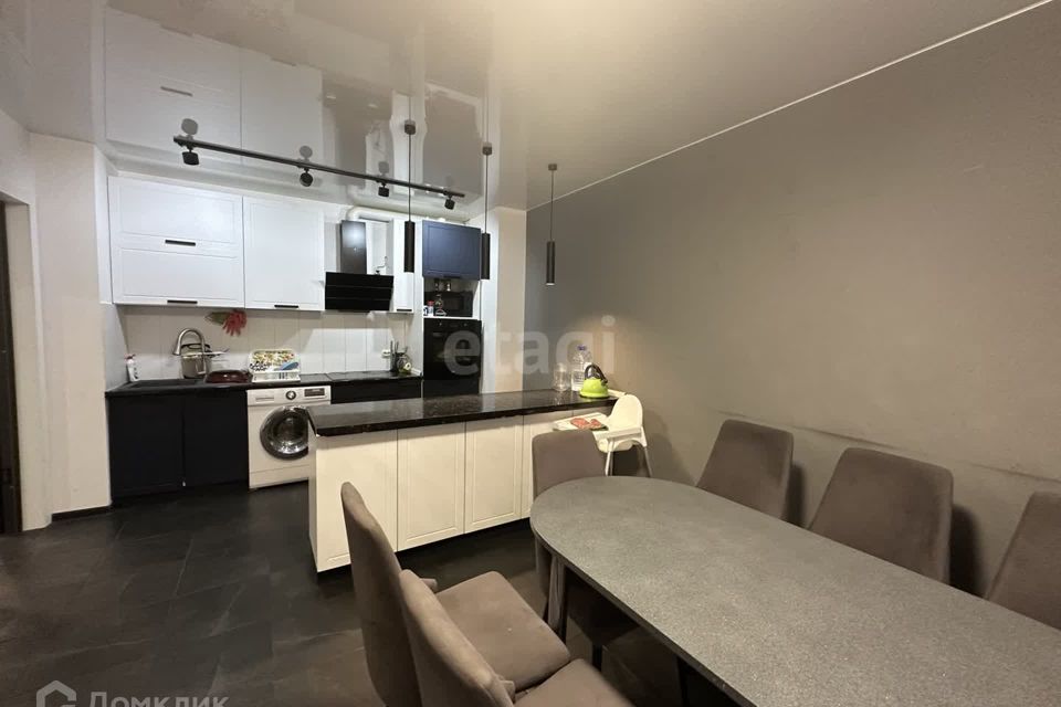 Продаётся 3-комнатная квартира, 78 м²