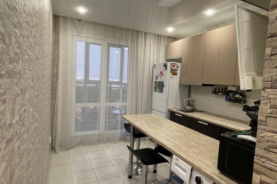 Продаётся 1-комнатная квартира, 38 м²