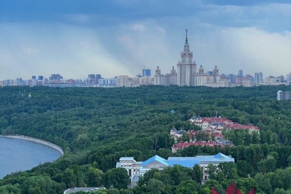Продаётся 2-комнатная квартира, 57 м²