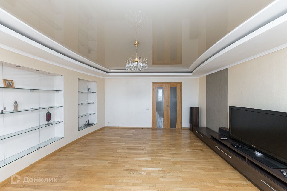 Продаётся 3-комнатная квартира, 123 м²