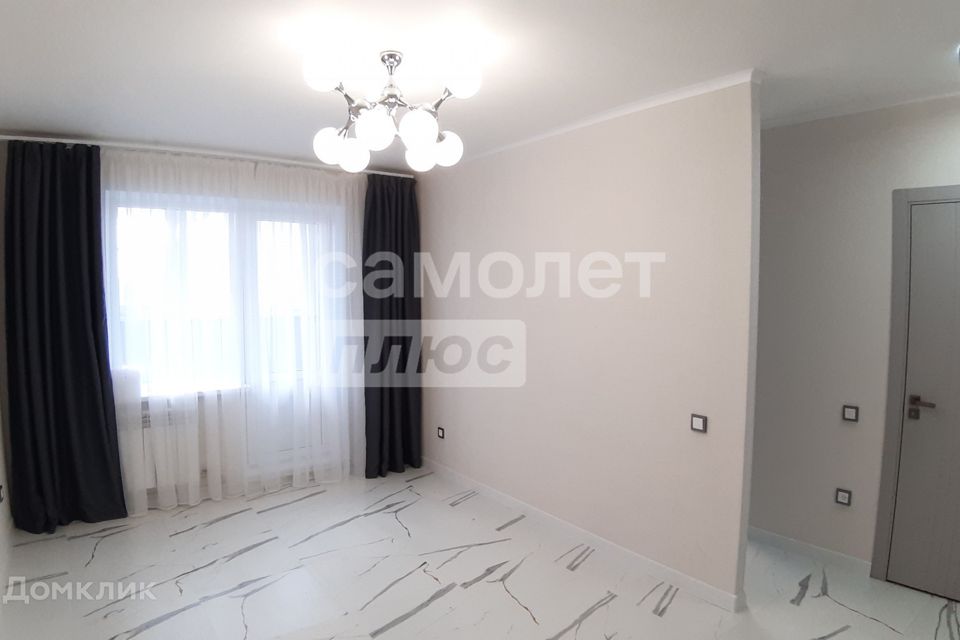 Продаётся 1-комнатная квартира, 43.2 м²