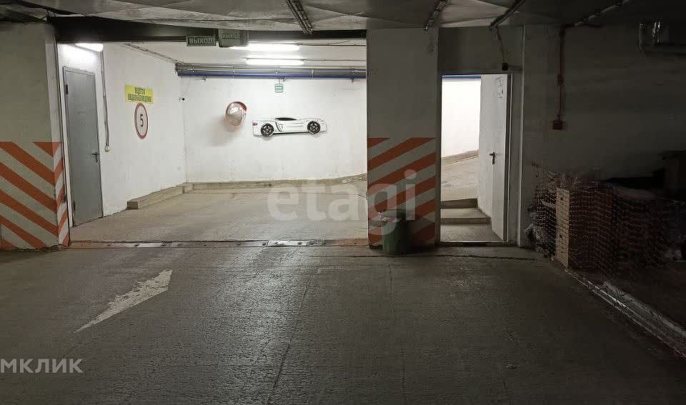 Продаётся машиноместо, 28.4 м²