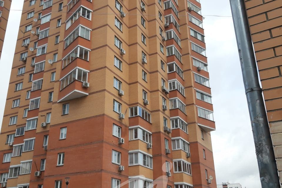 Сдаётся 2-комнатная квартира, 64 м²