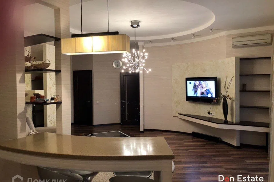Сдаётся 2-комнатная квартира, 85 м²