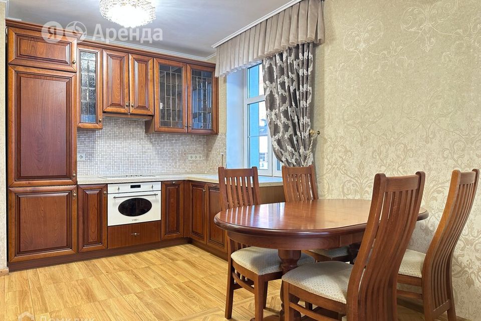 Сдаётся 2-комнатная квартира, 60 м²