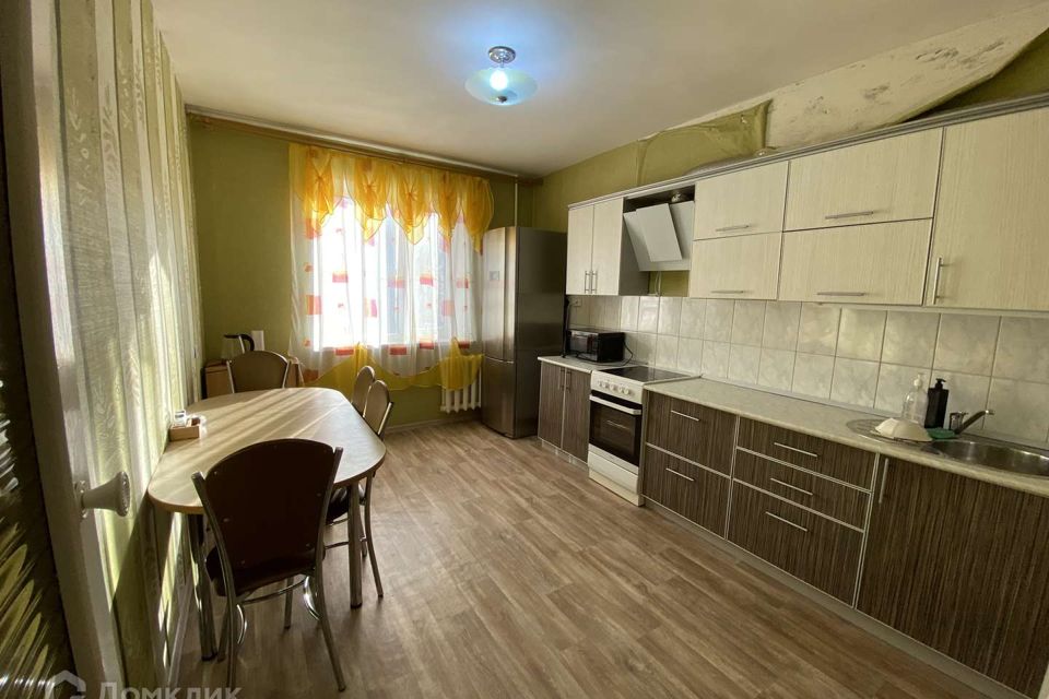 Сдаётся 2-комнатная квартира, 72 м²
