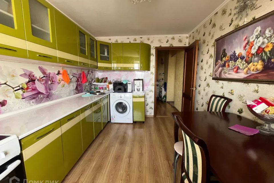Продаётся 4-комнатная квартира, 75.3 м²