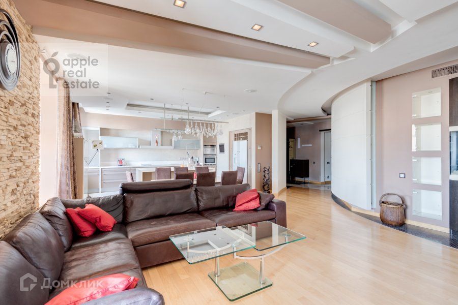 Сдаётся 5-комнатная квартира, 260 м²