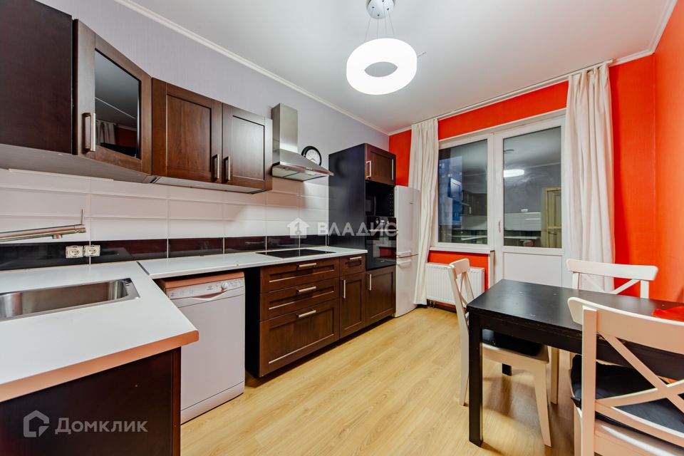 Продаётся 3-комнатная квартира, 70.9 м²