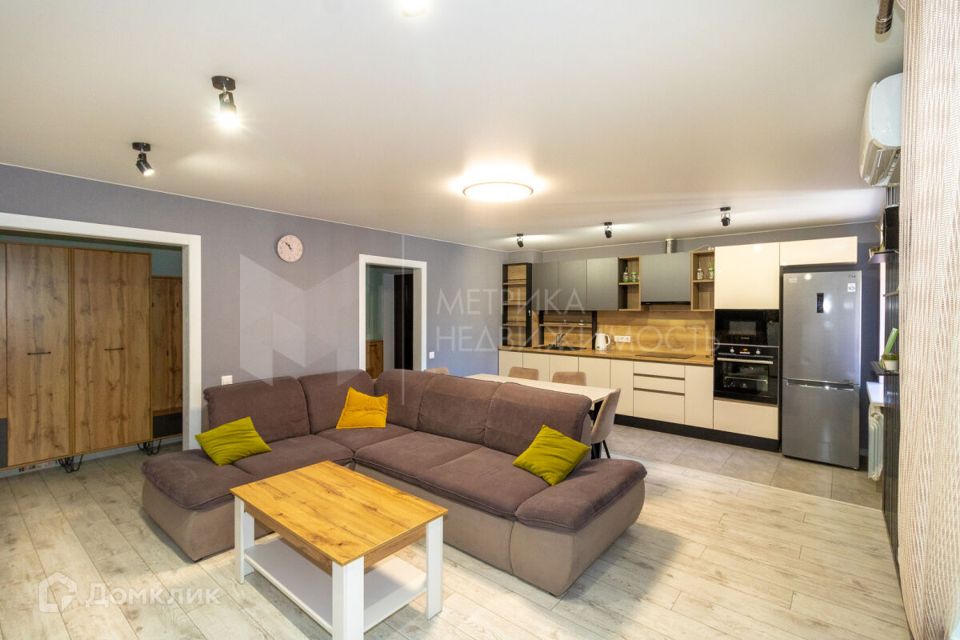 Продаётся 3-комнатная квартира, 77 м²