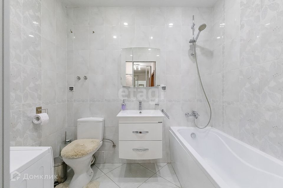 Сдаётся 1-комнатная квартира, 49 м²