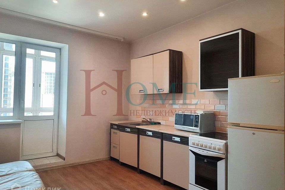 Сдаётся 1-комнатная квартира, 47 м²
