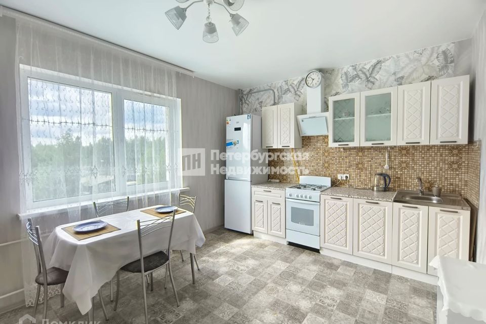 Продаётся 1-комнатная квартира, 47.5 м²
