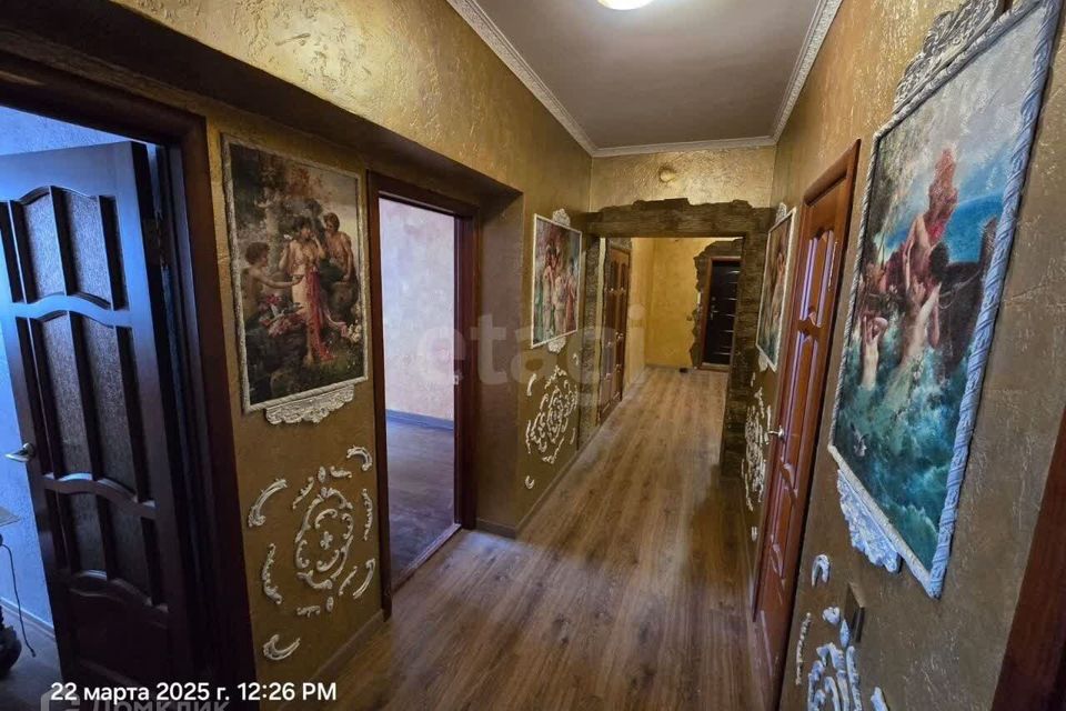 Сдаётся 2-комнатная квартира, 92 м²
