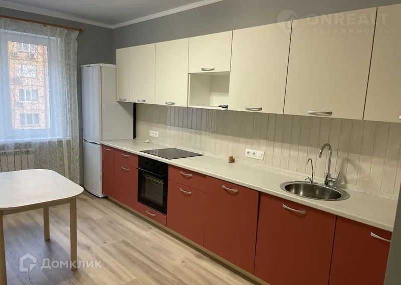 Сдаётся 2-комнатная квартира, 65 м²