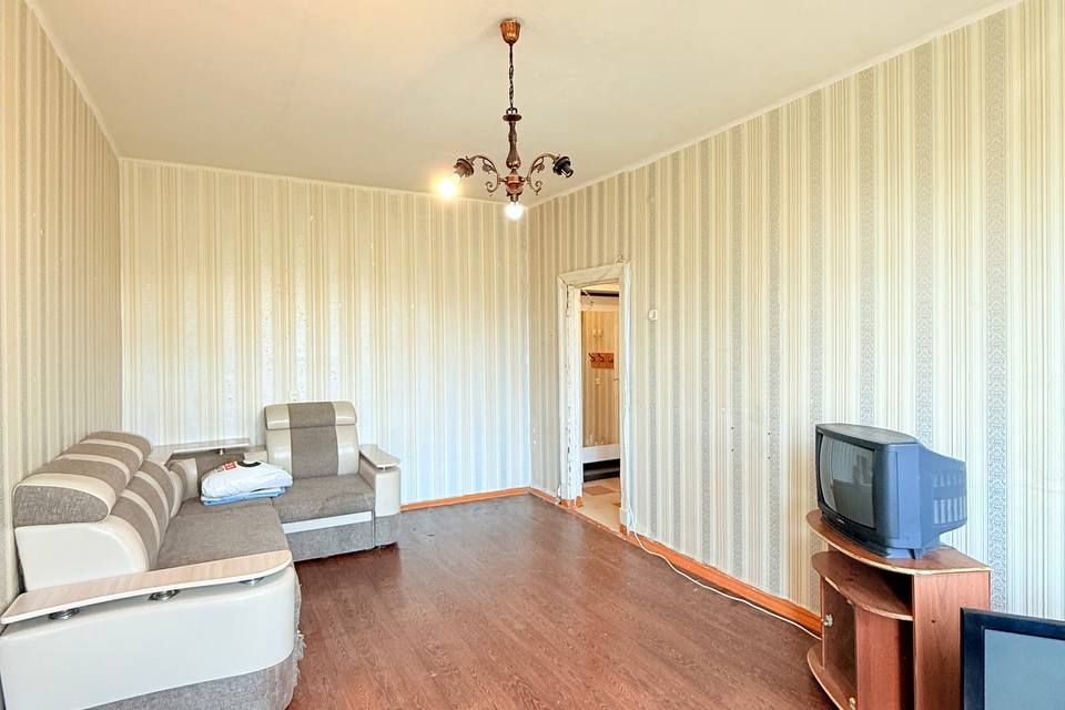 Продаётся 1-комнатная квартира, 37.2 м²