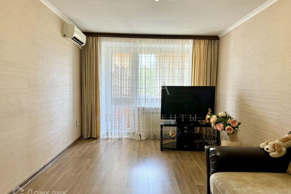 Продаётся 3-комнатная квартира, 60 м²