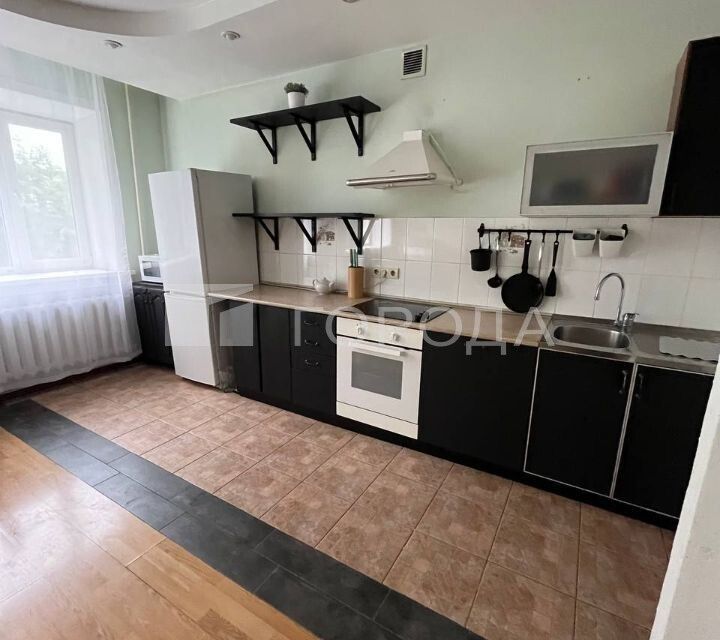 Сдаётся 2-комнатная квартира, 68 м²