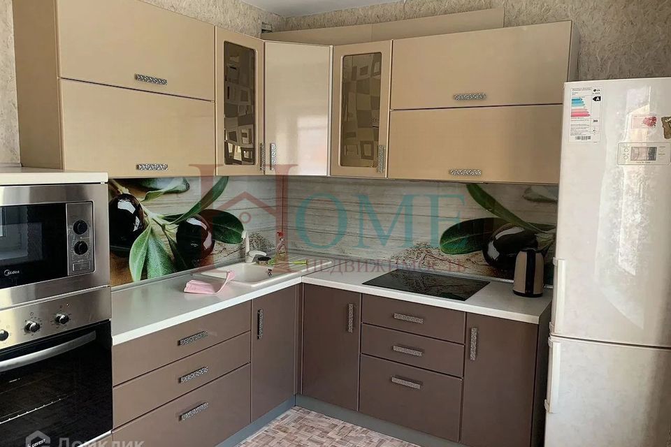 Сдаётся 2-комнатная квартира, 57 м²