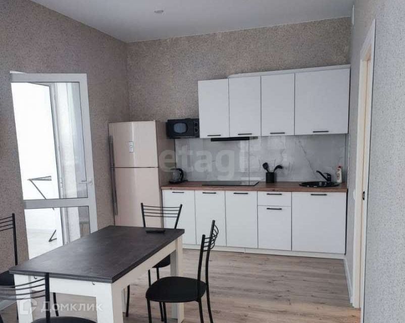 Сдаётся 1-комнатная квартира, 39 м²