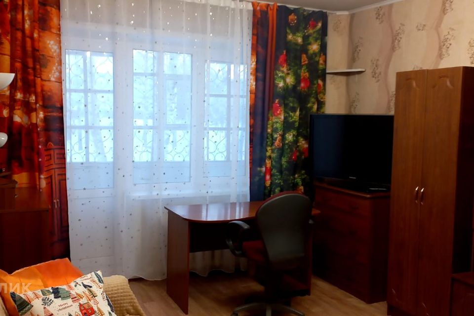 Сдаётся 1-комнатная квартира, 38 м²