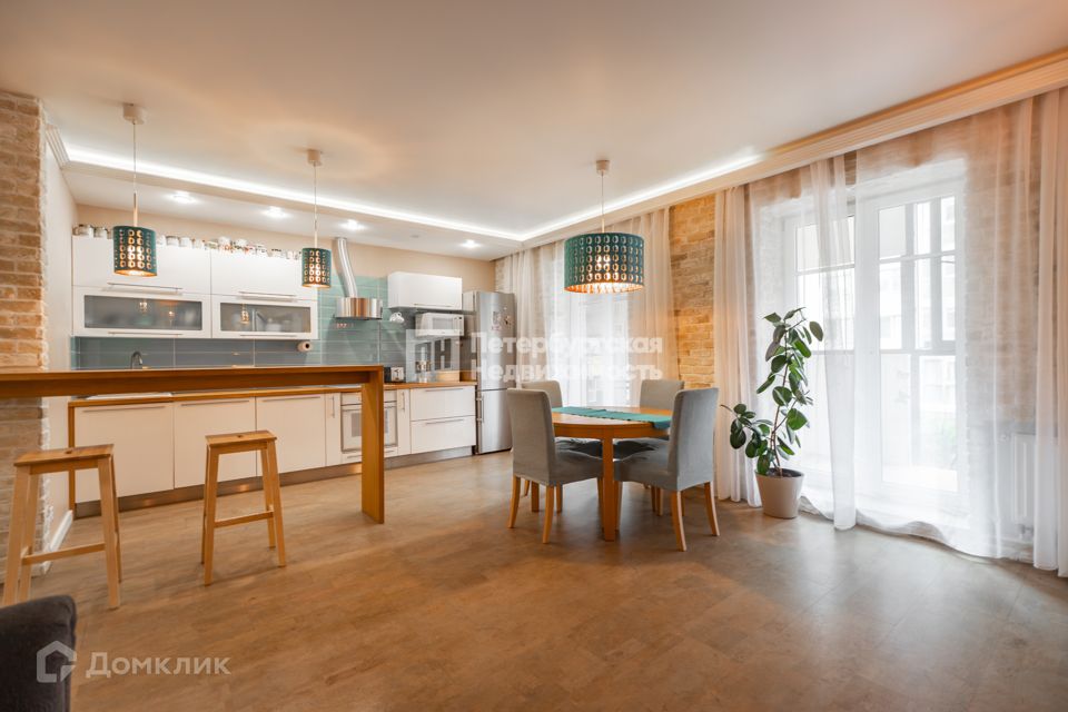 Продаётся 2-комнатная квартира, 87 м²