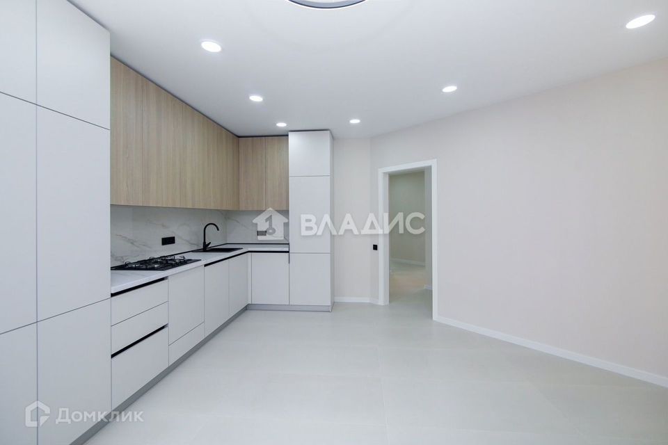 Продаётся 3-комнатная квартира, 93 м²