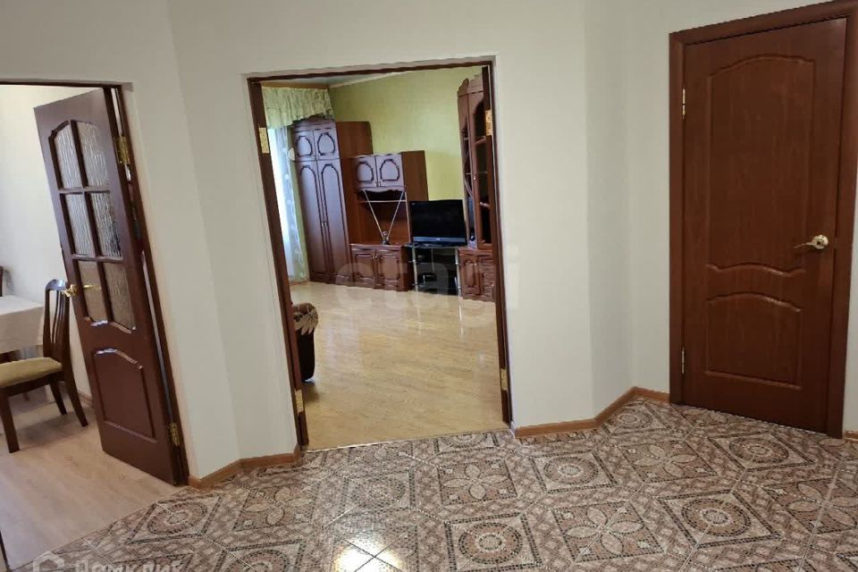 Продаётся 1-комнатная квартира, 52 м²