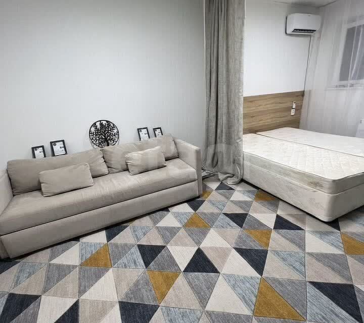 Продаётся комната в 2-комн. квартире, 34.1 м²