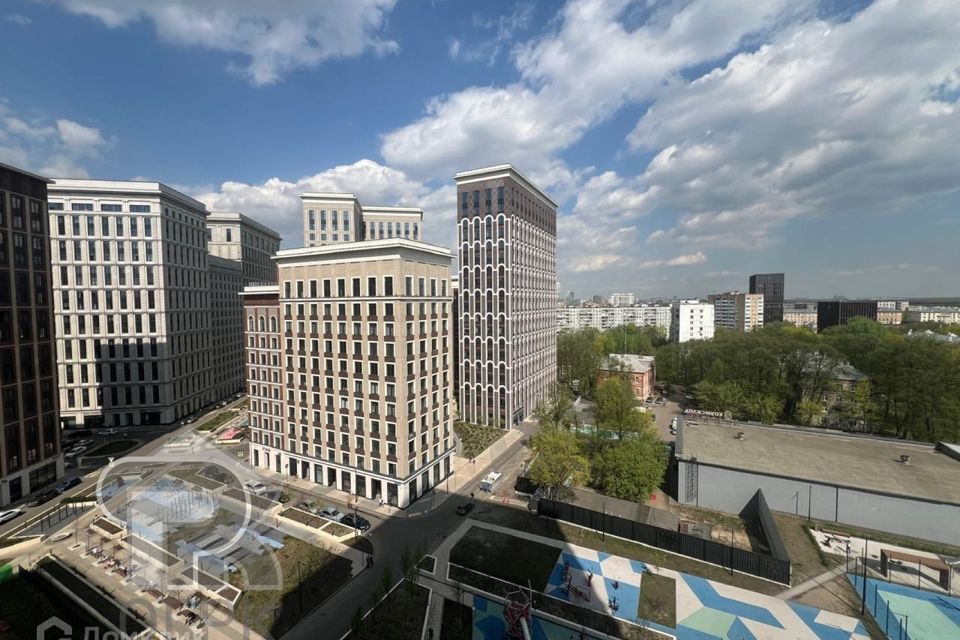 Продаётся 2-комнатная квартира, 70.1 м²